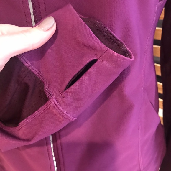 Lucy Tech Full Zip Jacket - Picture 2 of 7